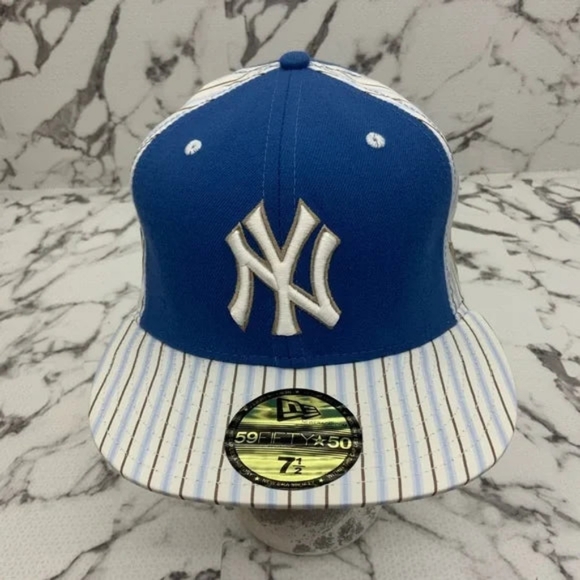 Men's New Era Cap Blue | White | Brown Pinstripe 59FIFTY NY Yankees NWT - Picture 1 of 5